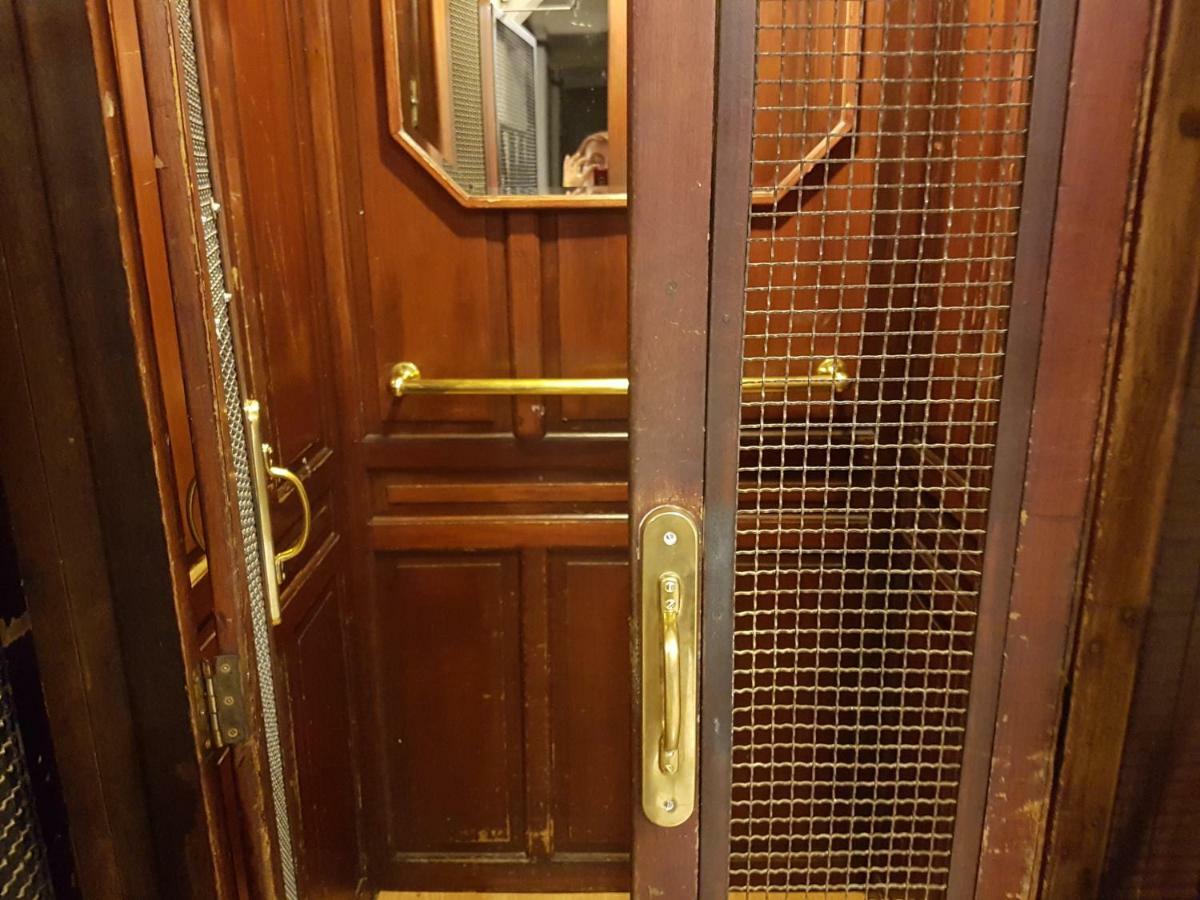 Grand Confortable Au Coeur De Leilighet